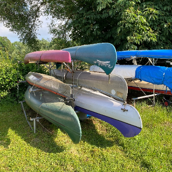 Kanugestell auf der Werft Allerm&ouml;he